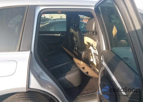 2009 Porsche Cayenne z USA, uszkodzony, nr VIN WP1AA29P69LA08255